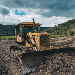 Macchine movimento terra - produrre componentistica per escavatori, deforestatrici e trinciatrici - SAV srl